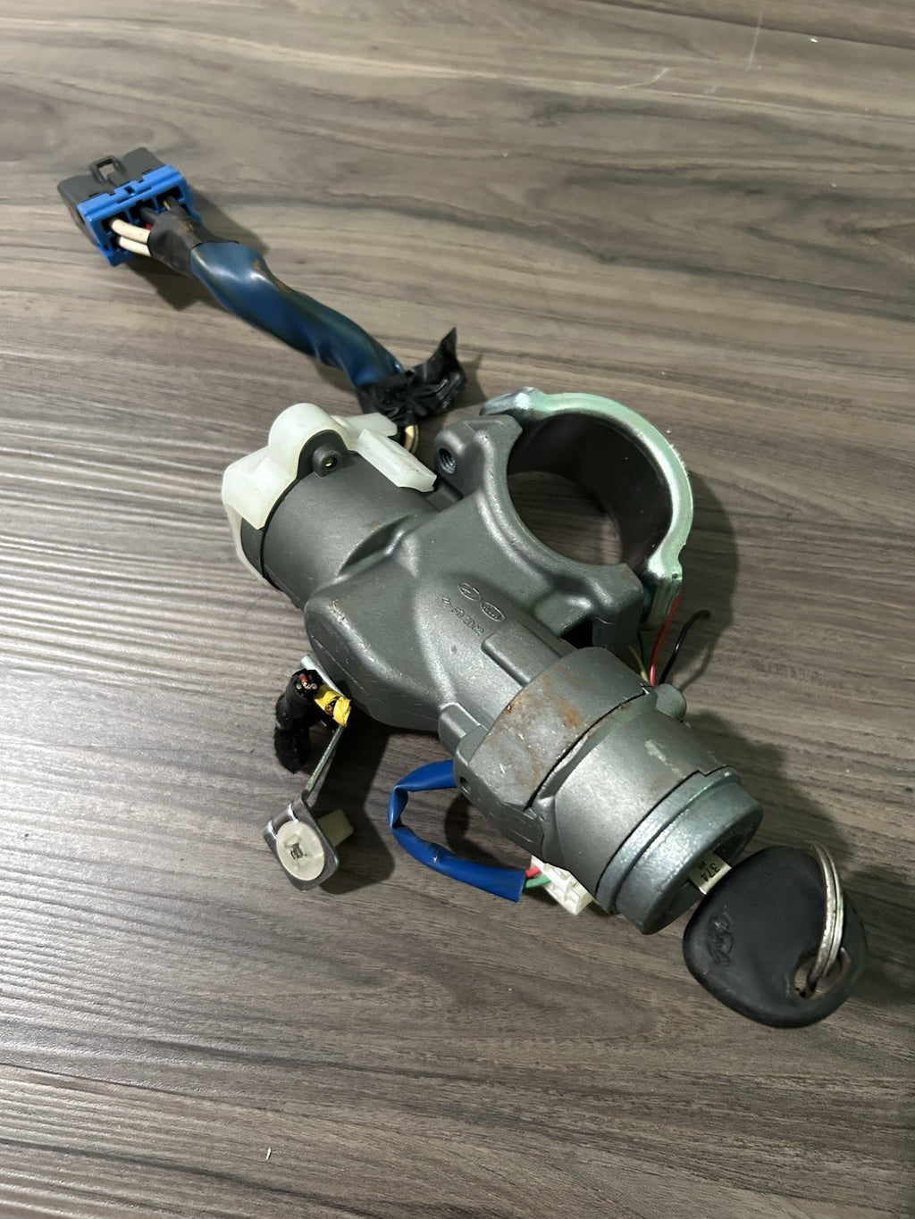 2009-2012 Hyundai Elantra Touring Wagon MANUAL Transmission Ignition Switch OEM