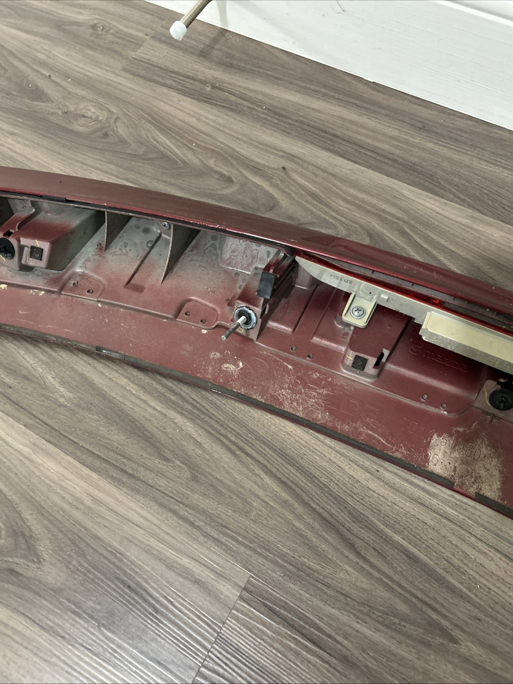 MAZDA CX-9 CX9 REAR LIFT GATE SPOILER THIRD BRAKE LIGHT  2007-2015 OEM Red 32V