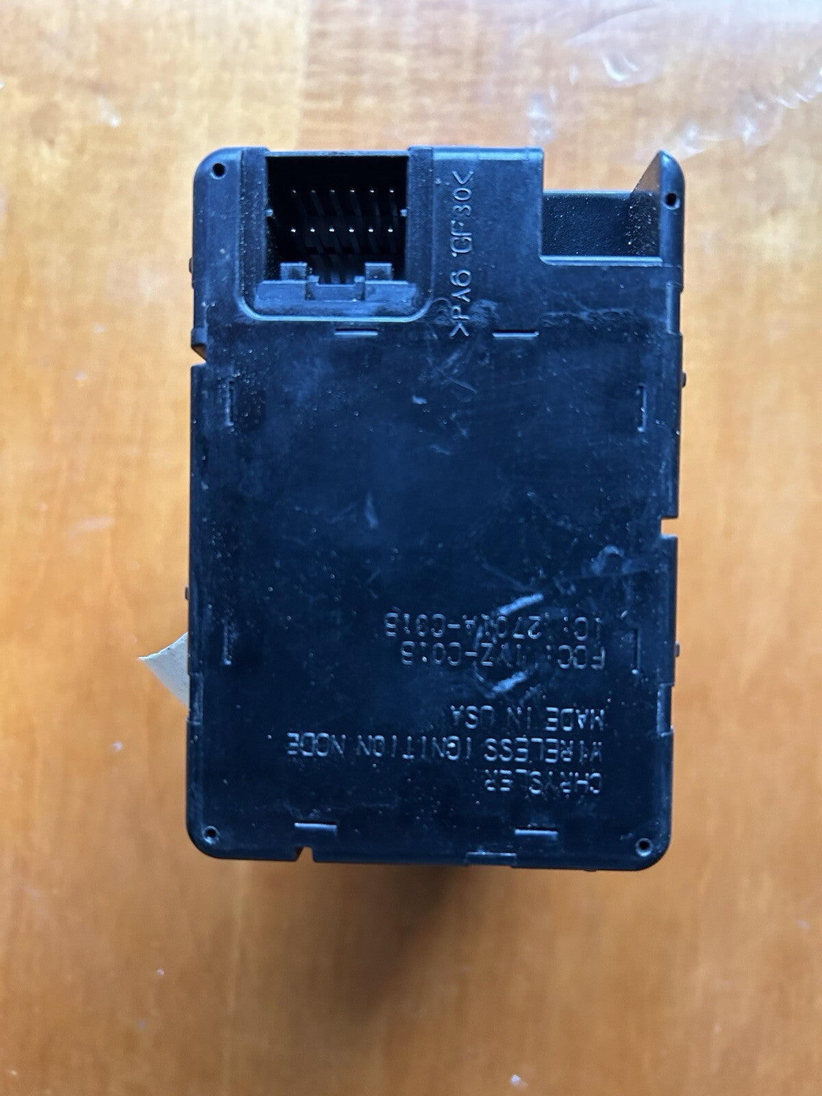 P05026533AP Chrysler / Jeep / Dodge WIRELESS IGNITION NODE RECEIVER FCC