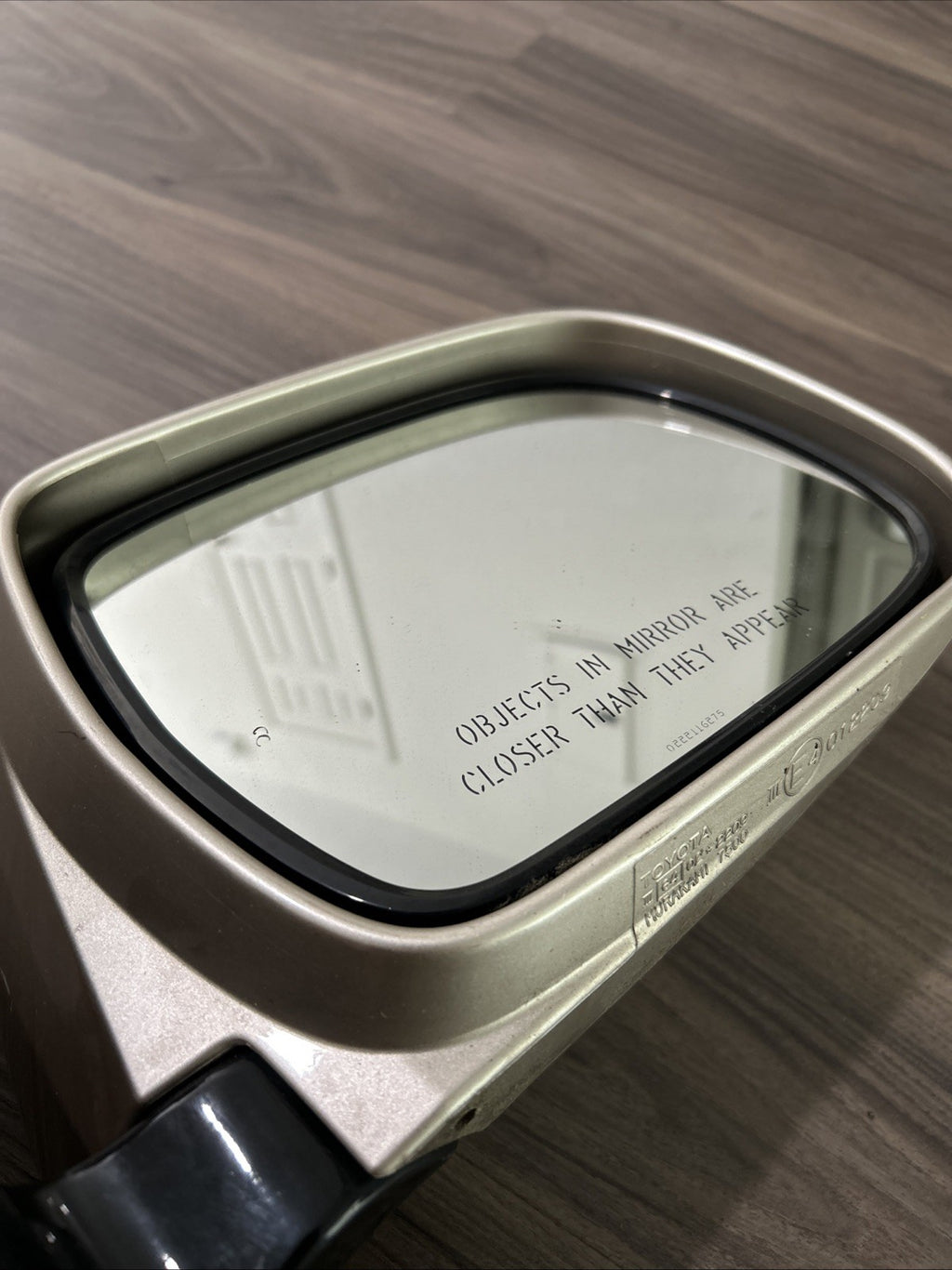 2004-2009 Lexus RX330 RX350 RX400h Passenger Side Right DOOR Mirror Gold R4R