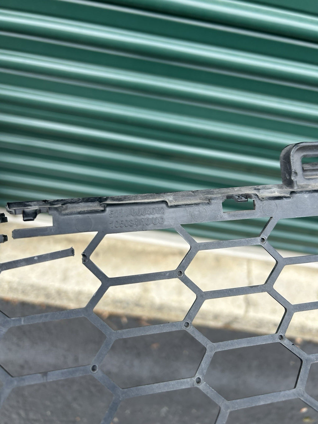 14-18 BMW X5 F15 FRONT BUMPER LOWER CENTER M-AERO GRILLE w/o ADAPTIVE CRUISE