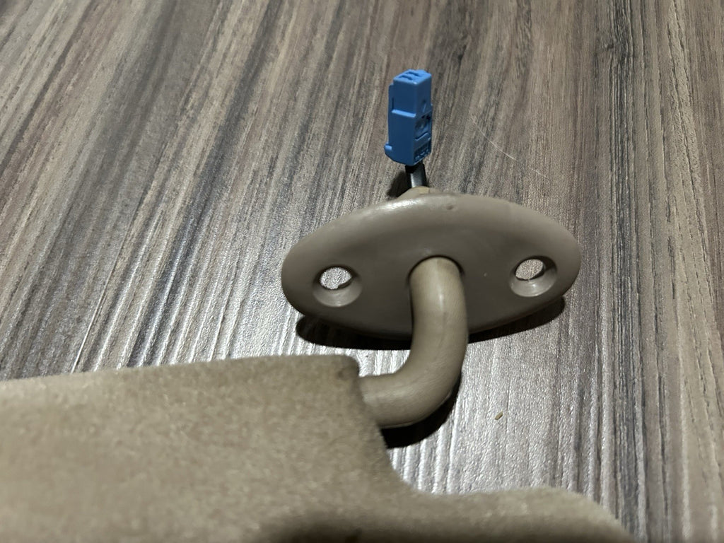 1996-2002 Toyota 4Runner Driver and Passenger Side Sun Visor Set Pair Tan color