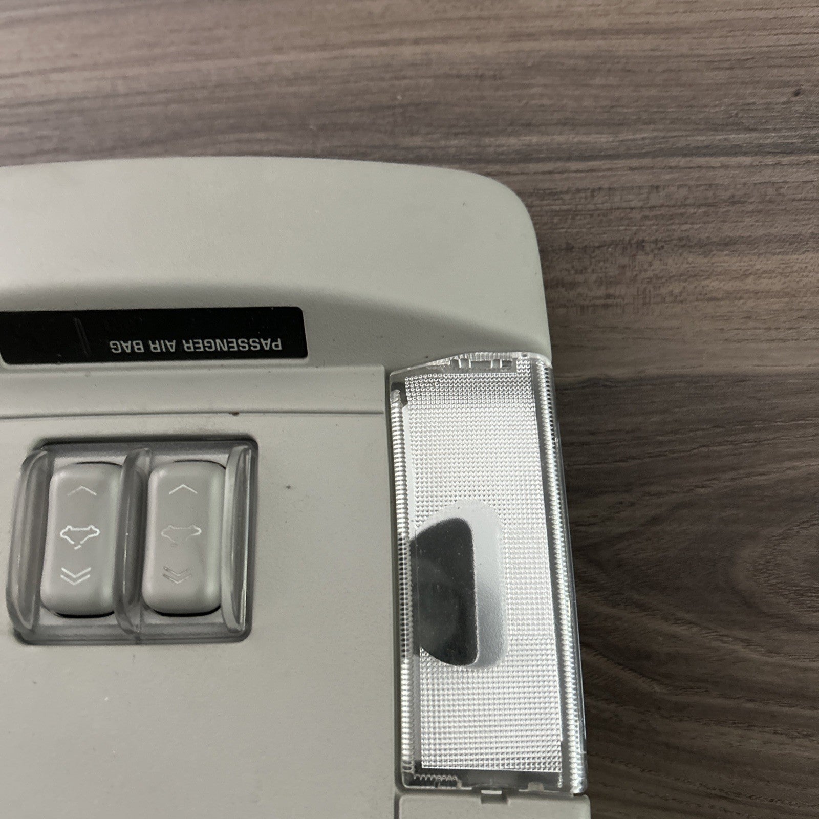 06-11 Cadillac DTS Overhead Console Map Lights Sunroof Switch Homelink Shale OEM