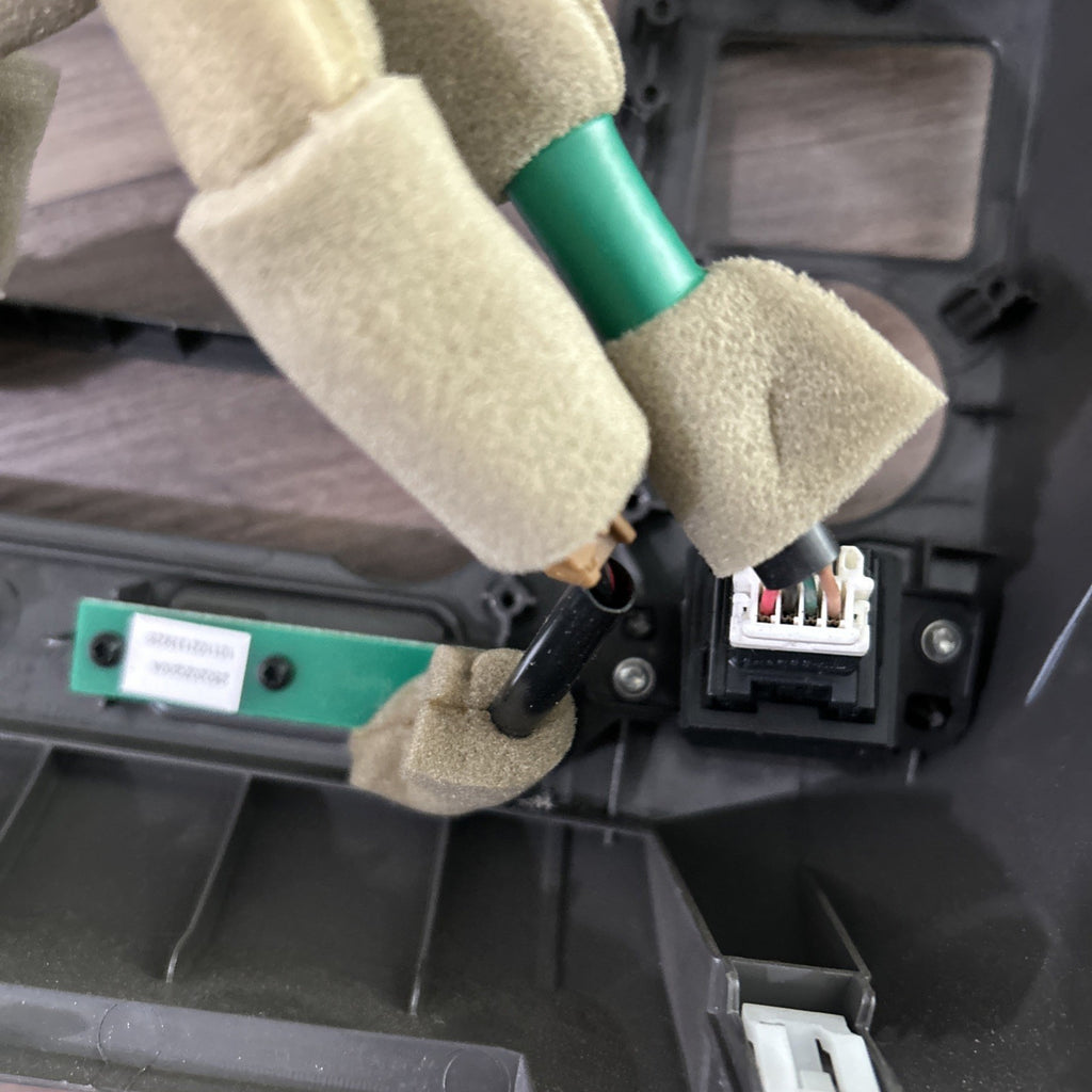 08-12 Nissan pathfinder Graphite center dash radio heat AC vent bezel trim OEM