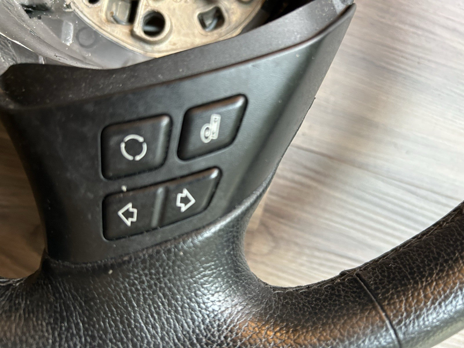 BMW E90 E91 E92 E93 Heated Steering Wheel Retrofit Partial Kit OEM