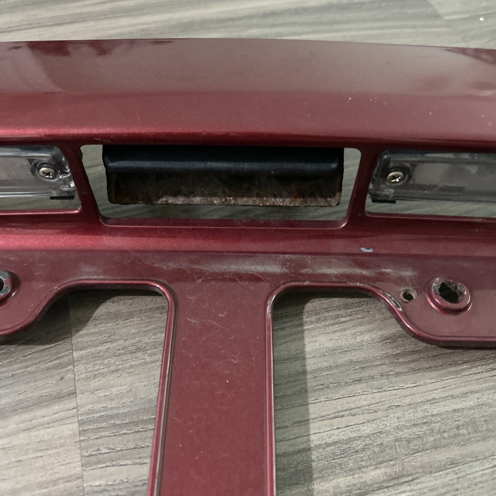 Toyota Sequoia 2001-2007 Rear lift Gate License palte holder latch garnish 3Q3