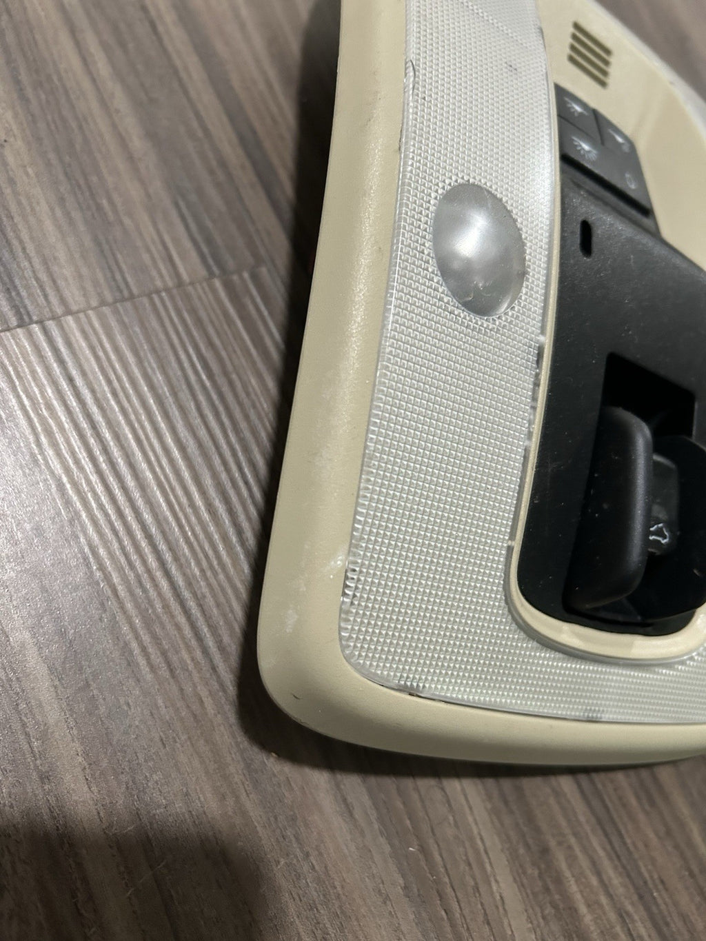 2011 2012 2013 Volvo S60 Front Roof Map Dome Light Lamp Console Tan Oem 39823155