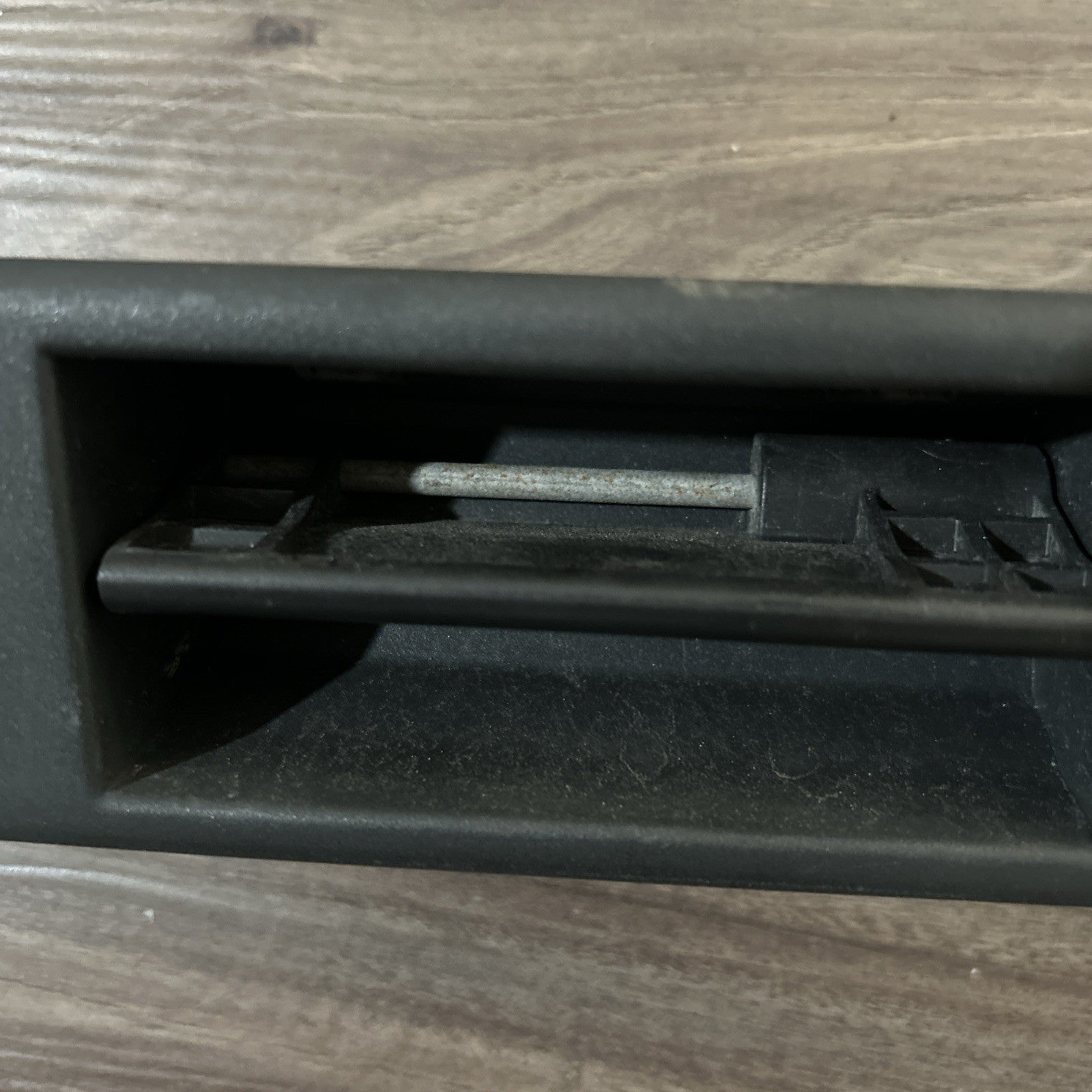 03-13 Volvo XC90 Rear Tail Gate Release Hatch Handle 31253018 30699743