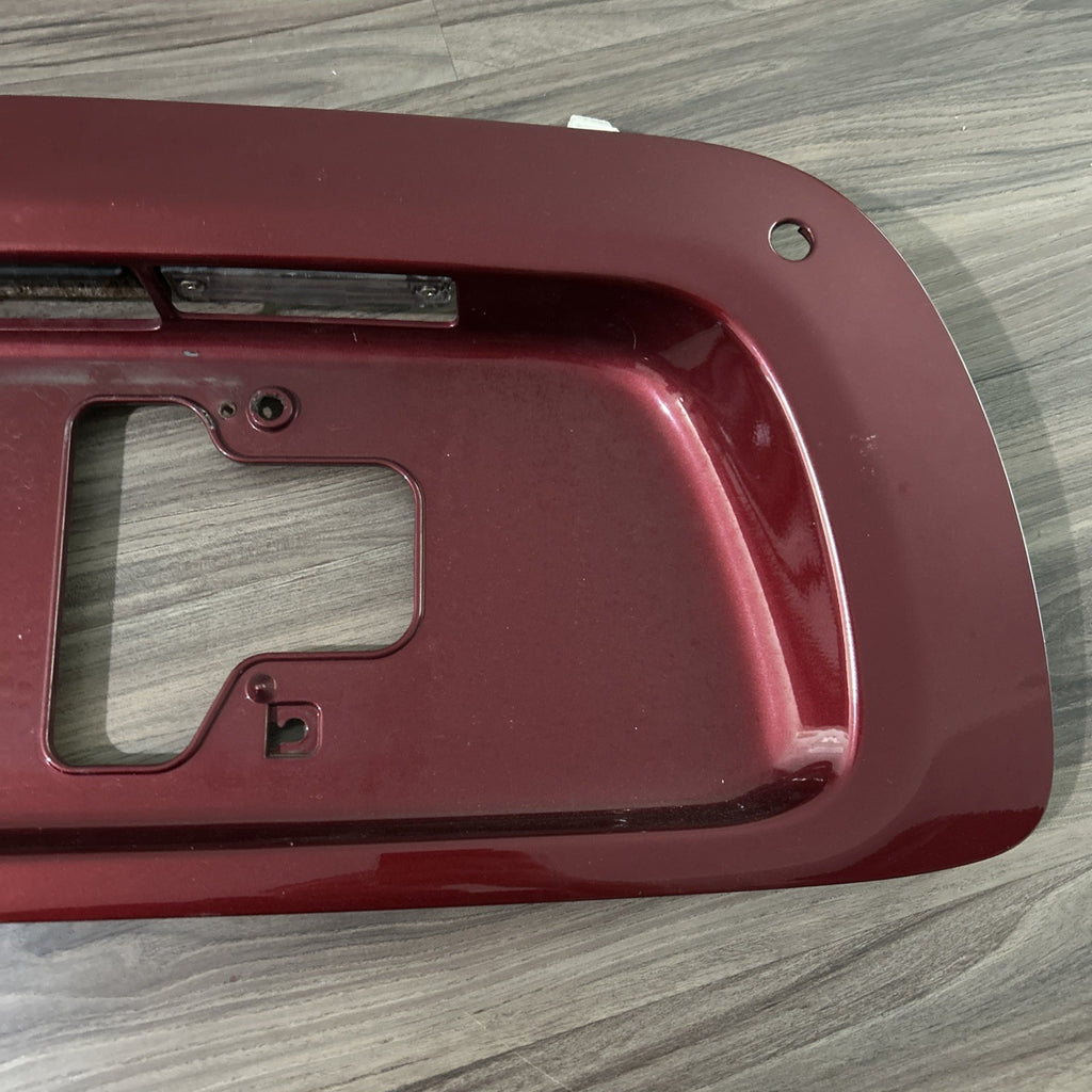 Toyota Sequoia 2001-2007 Rear lift Gate License palte holder latch garnish 3Q3