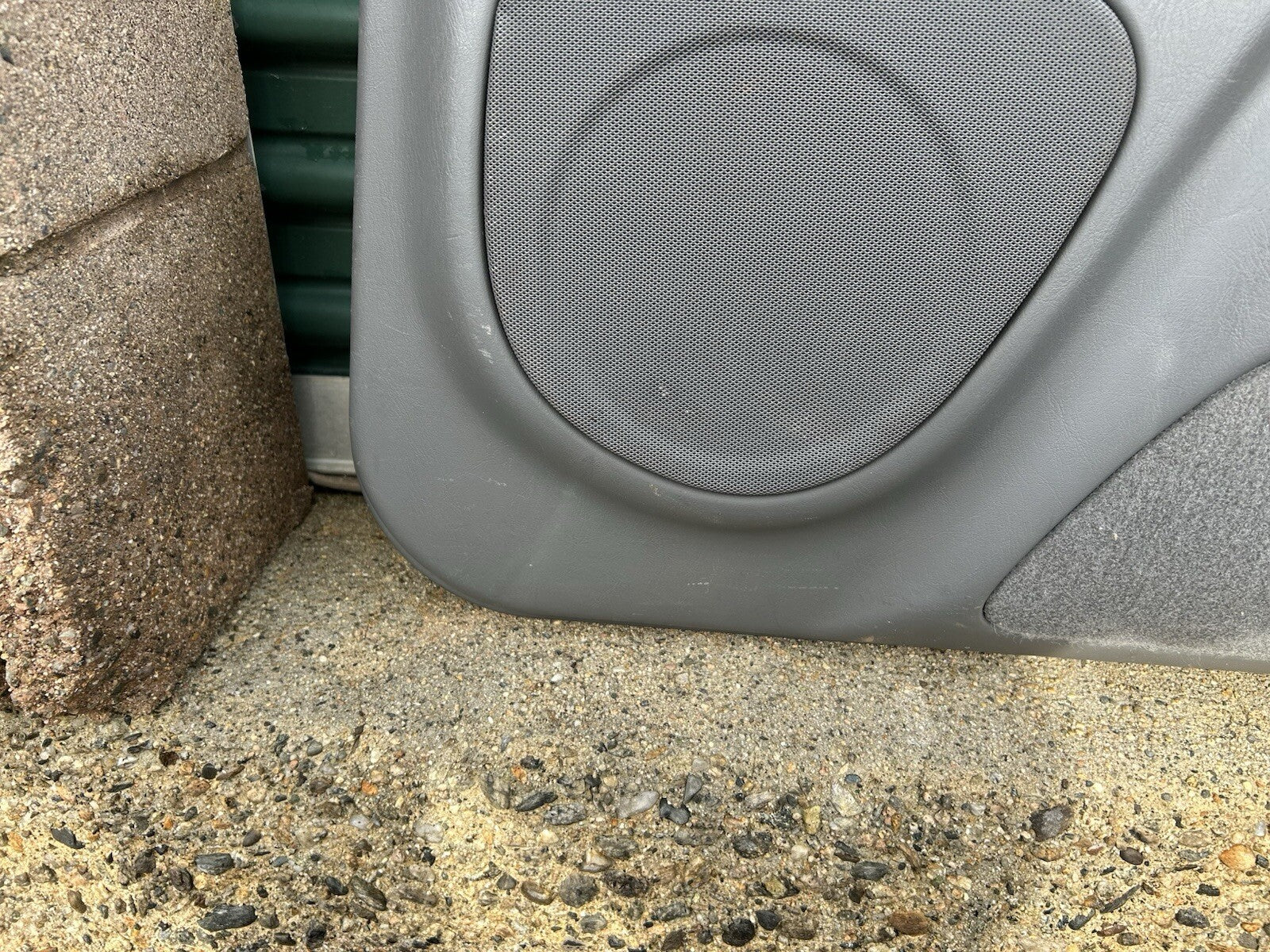 2001-2007 TOYOTA Tundra REAR Right Passenger SIDE DOOR PANEL TRIM Gray OEM