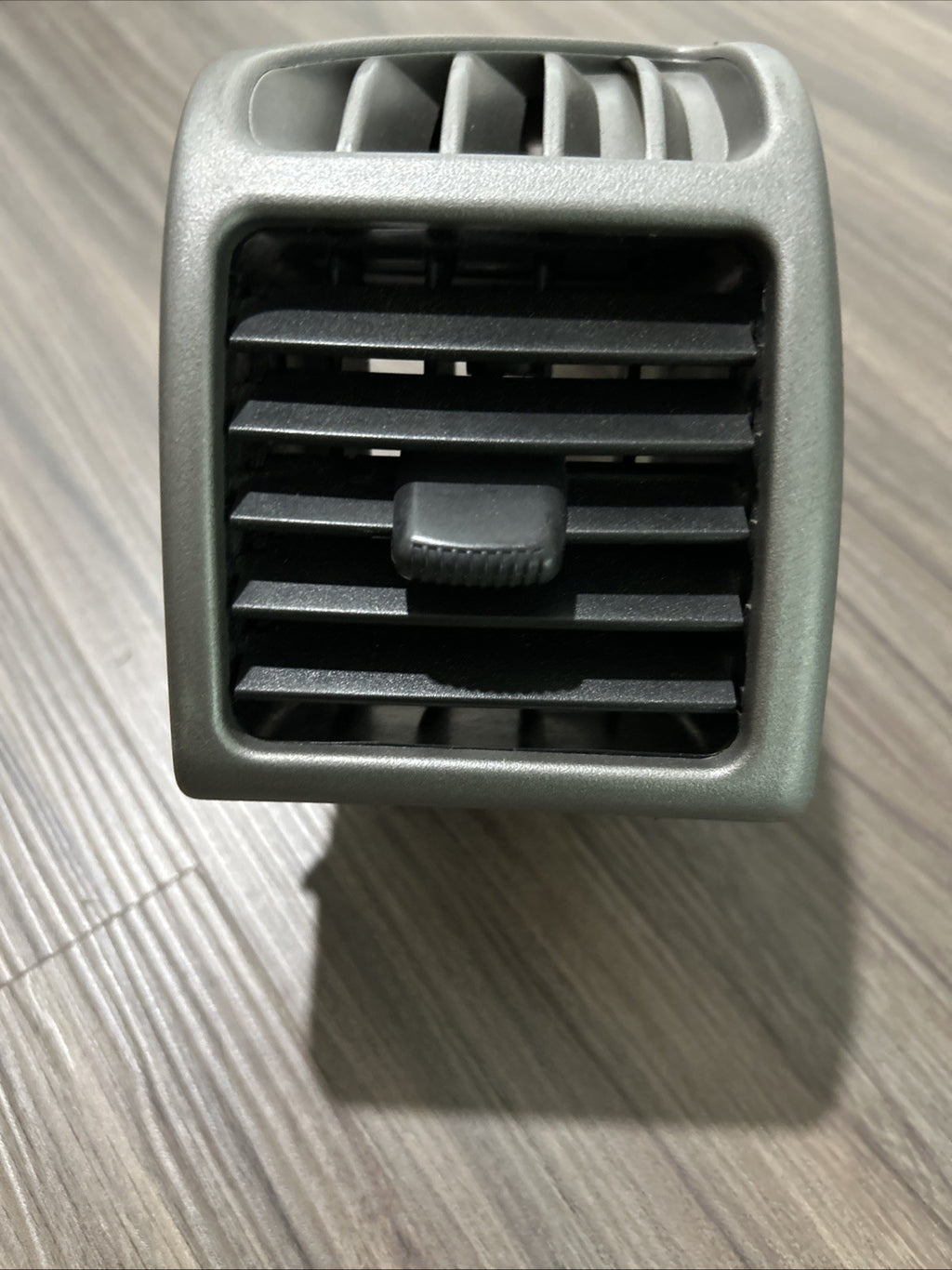 04-12 OEM Chevy Colorado GMC Canyon Left LH Dash Air Vent Silver