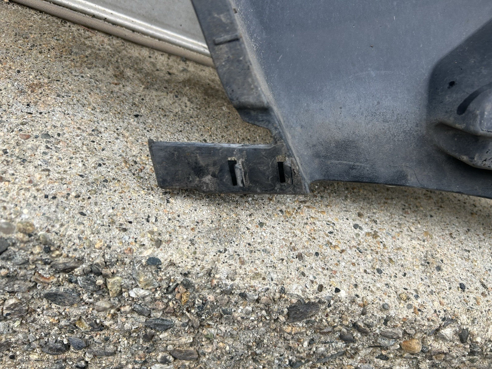 🚘14-18 BMW X5 F15 Front Left M Performance Air Duct Cover 51118056305 OEM⚙️