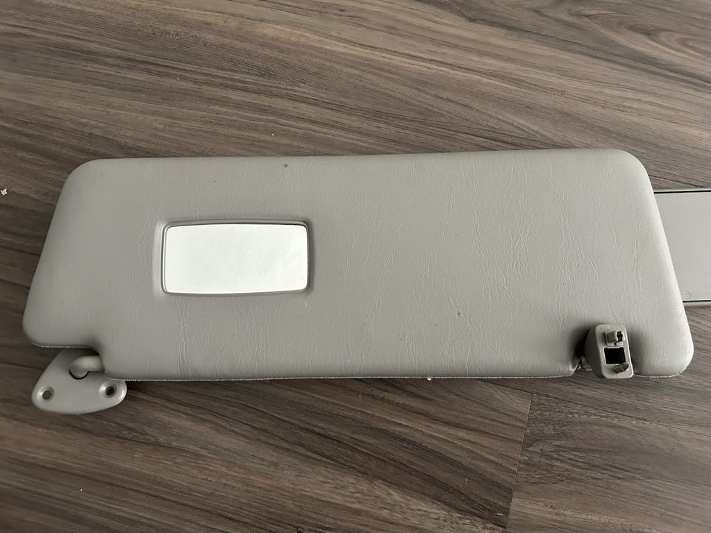 2000-2006 Toyota Tundra DRIVER PASSENGER Left Right Sun Visor SET OEM Gray