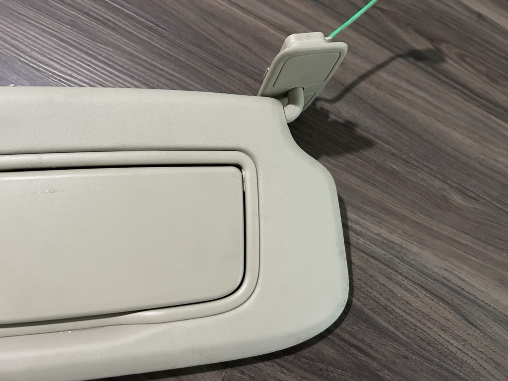 2010 2011 2012 VOLVO XC60 SUN VISOR RIGHT PASSENGER SIDE TAN 30653404 OEM 11-13