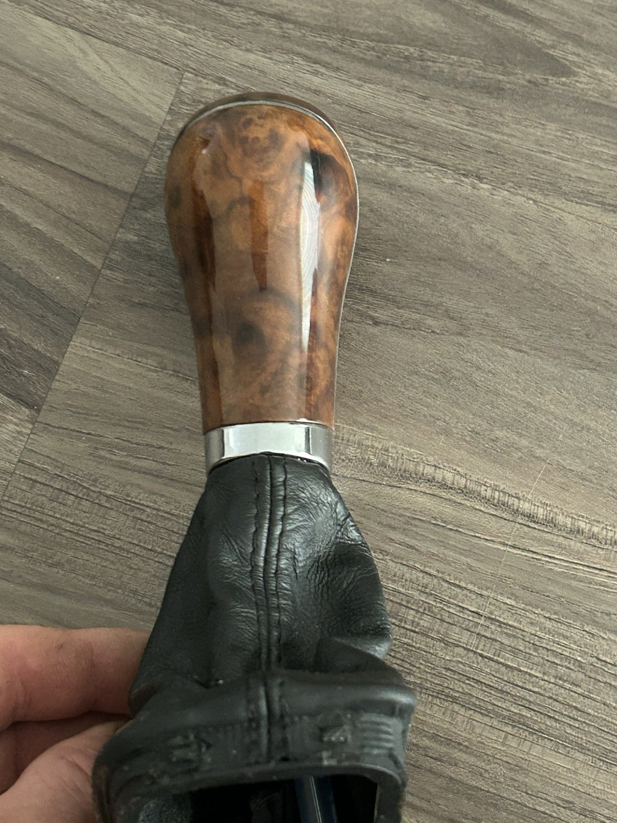 01-09 Mercedes W203 W209 C  CLK550 Gear Shifter Knob Boot Key Less Go OEM