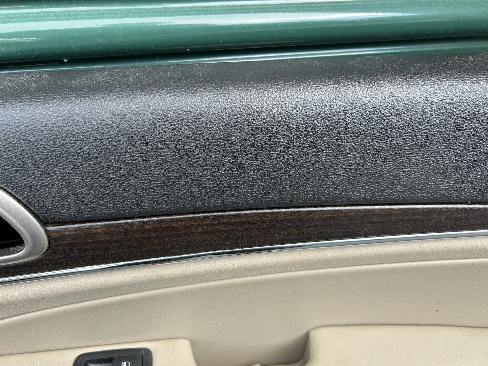 2014-2020 Jeep Grand Cherokee Limited Rear Right Door Panel OEM