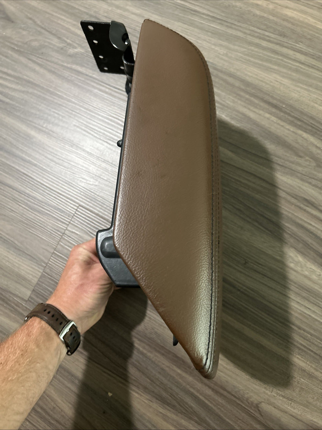 2011-2015 Ford Explorer Center Console Lid Armrest Arm Rest Brown Leather OEM