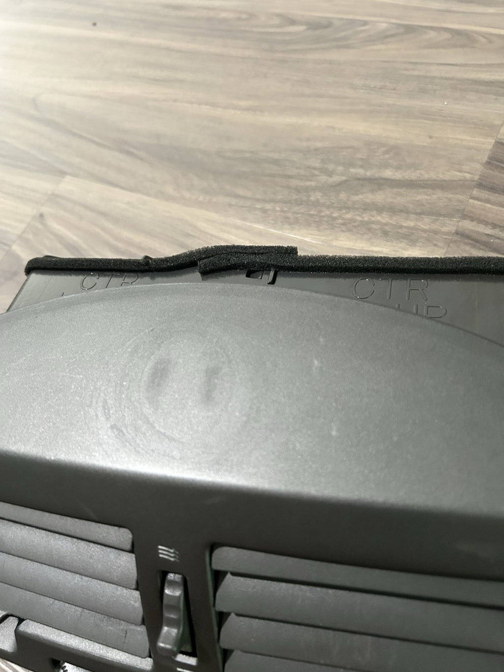 2000 2001 2002 2003 Nissan Maxima Center Dash AC A/C Air Dual Vent Trim OEM USED