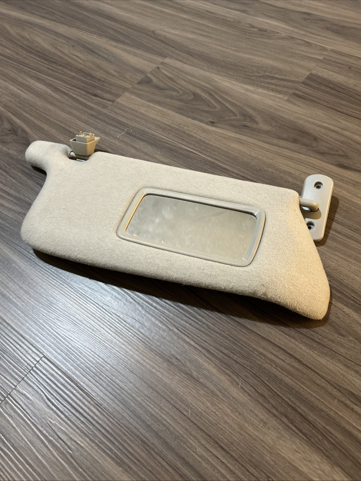 2004-2011 CHEVROLET COLORADO GMC CANYON SUN VISOR SHADE PASSENGER SIDE GRAY