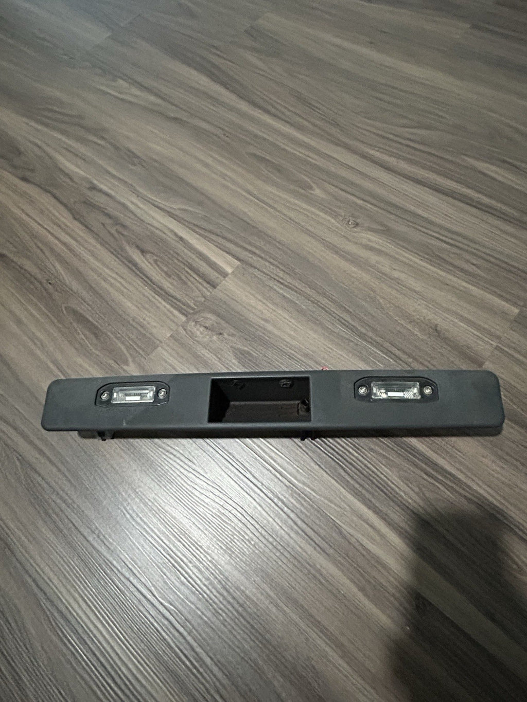 03-13 Volvo XC90 Rear Tail Gate Release Hatch Handle 31253018 31253006