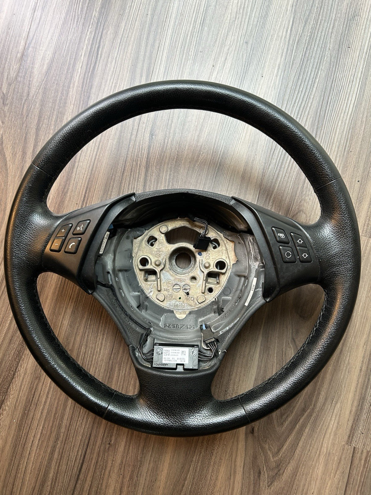 BMW E90 E91 E92 E93 Heated Steering Wheel Retrofit Partial Kit OEM