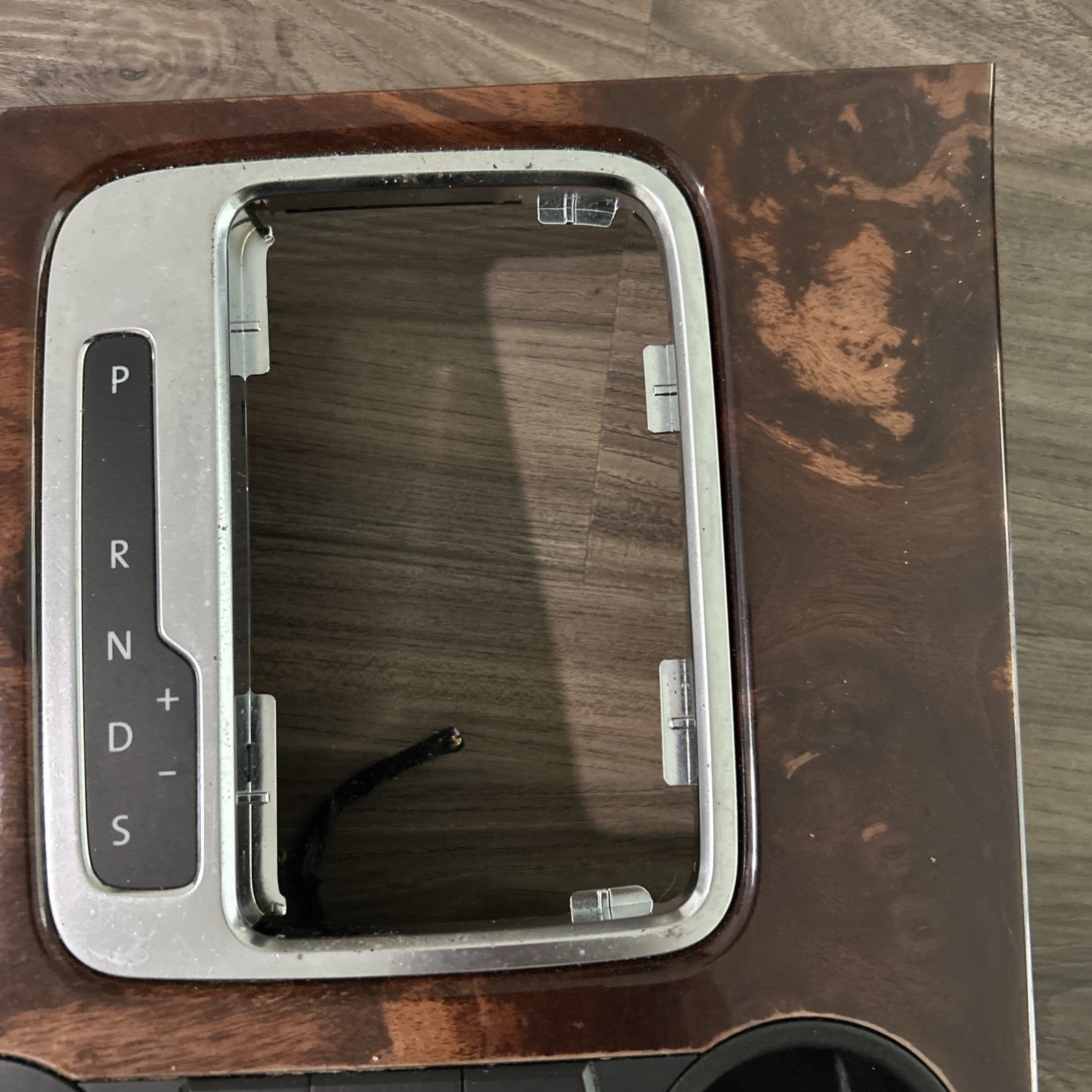 2011-2017 VOLKSWAGEN TOUAREG OEM CUP HOLDER W/TRACTION PARKING DIFF DSC SWITCH