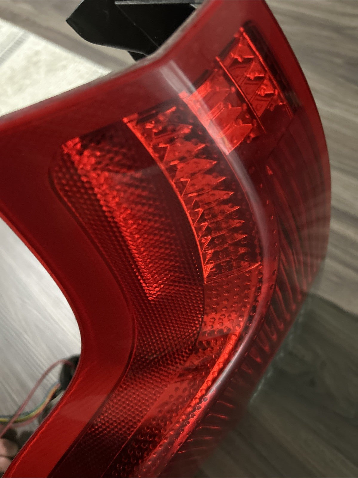 2007-2013 Volvo XC90 Tail light Assembly Left Driver Side LH Left Hand OEM