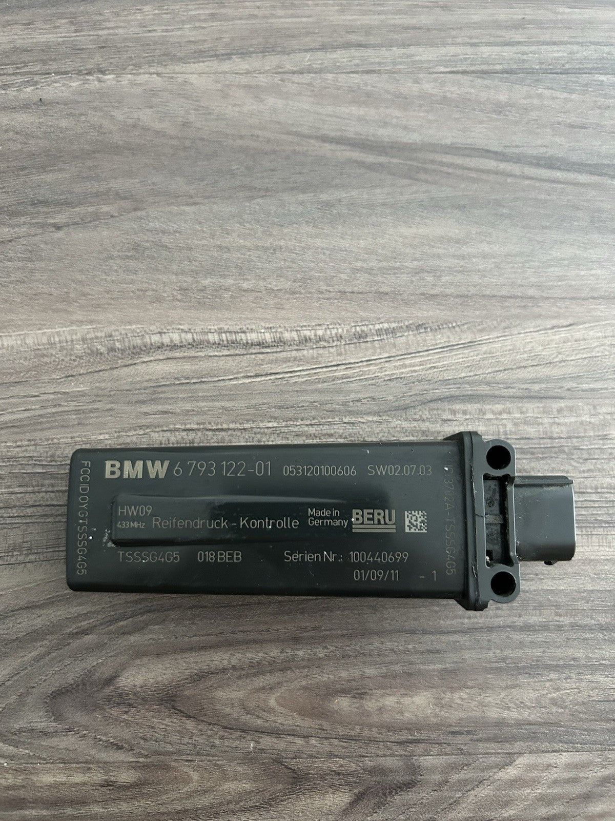 11-15 BMW E90 E92 E84 E70 X5 RDC TPMS SENSOR  ANTENNA OEM 6793122-01