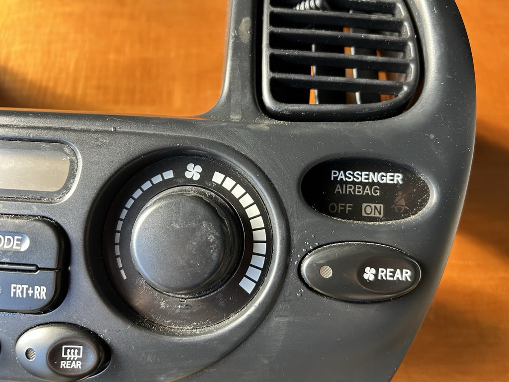 2001-2007 Toyota Sequoia 4x4 Heater Control Knob Switch Panel Radio Bezel OEM
