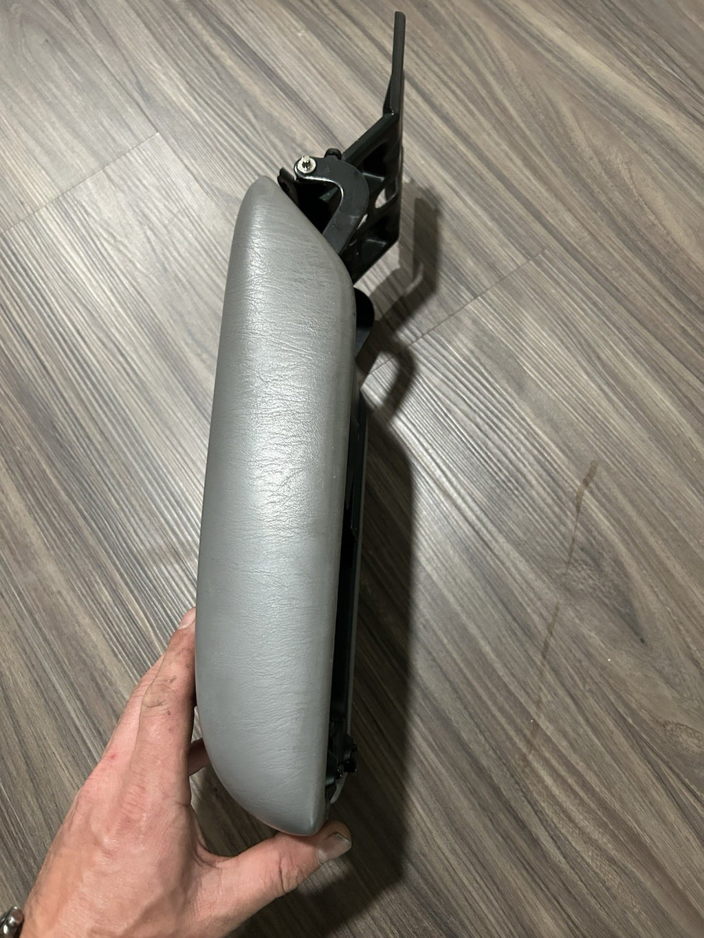 2000-2004 Toyota Avalon Console Lid Arm Rest Armrest Center Console Gray OEM