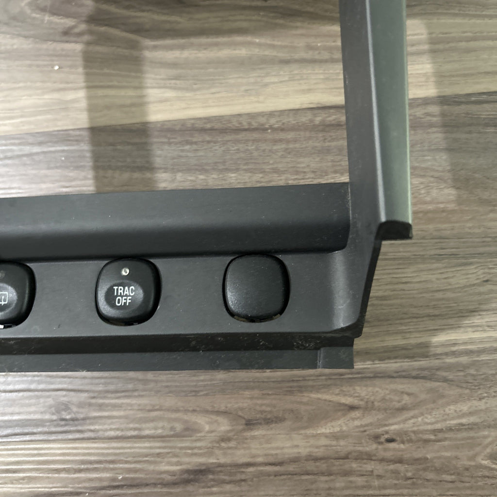 1999-2004 Ford Mustang Center Dash Radio Bezel AC Vent Trim Panel