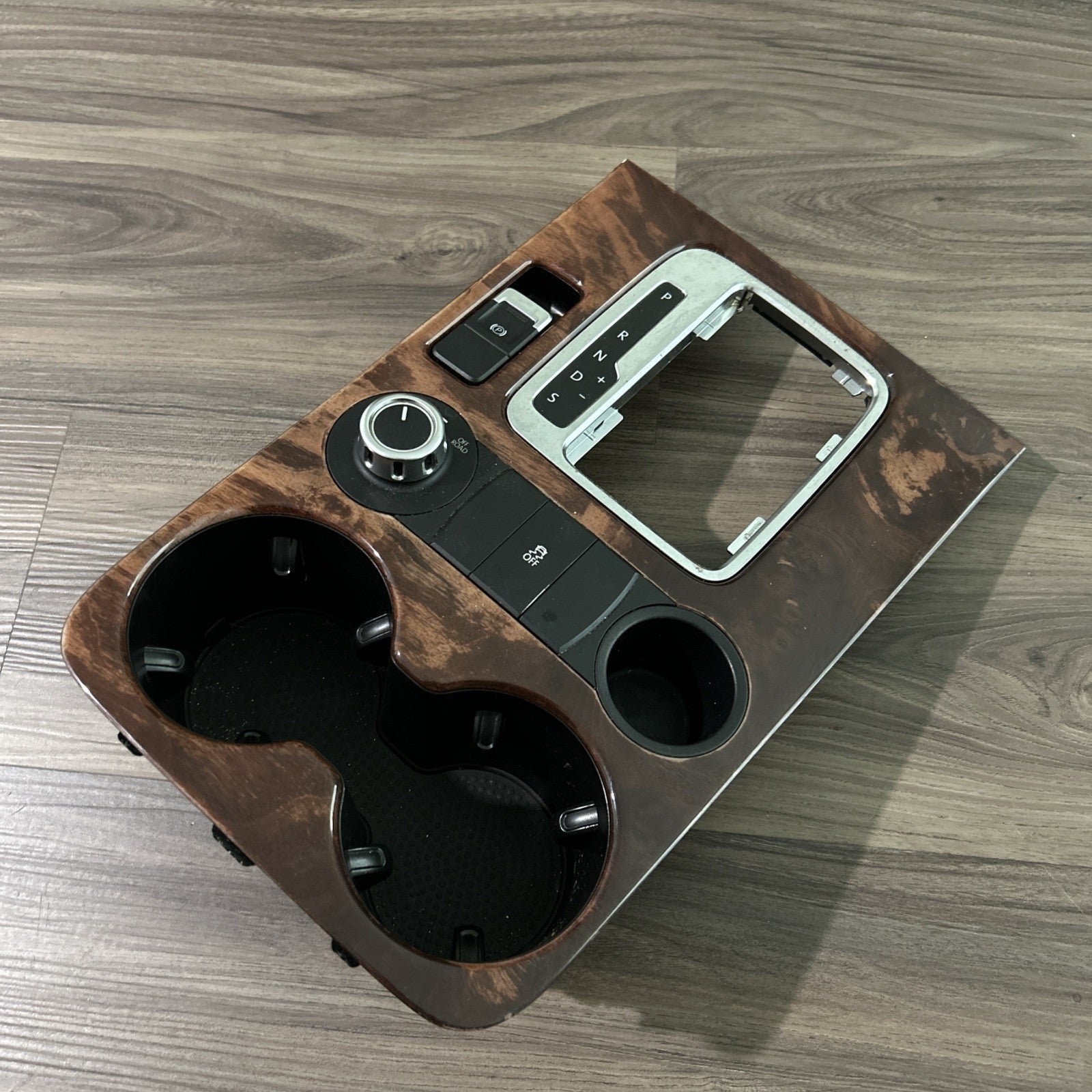 2011-2017 VOLKSWAGEN TOUAREG OEM CUP HOLDER W/TRACTION PARKING DIFF DSC SWITCH