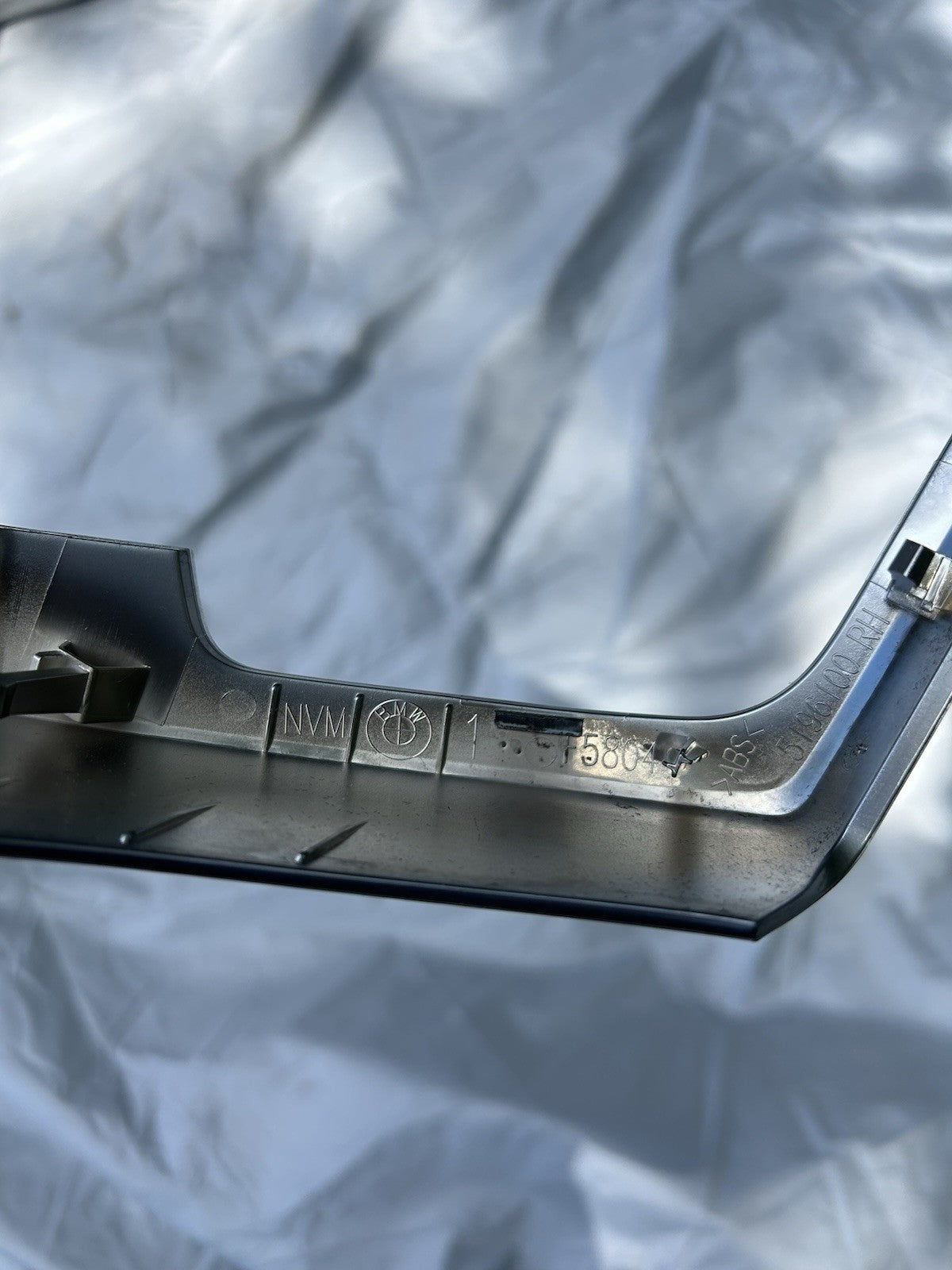 2014-2018 BMW X5 F15 DASH RIGHT SIDE AC AIR VENT GRILLE BEZEL MOLDING TRIM OEM