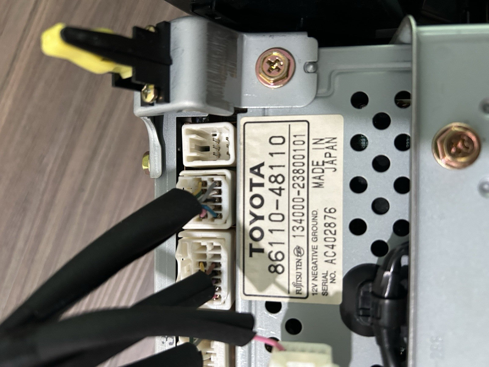 2004-2006 LEXUS RX330 RX400 NAVIGATION SCREEN MONITOR RADIO HEADUNIT 86110-48110