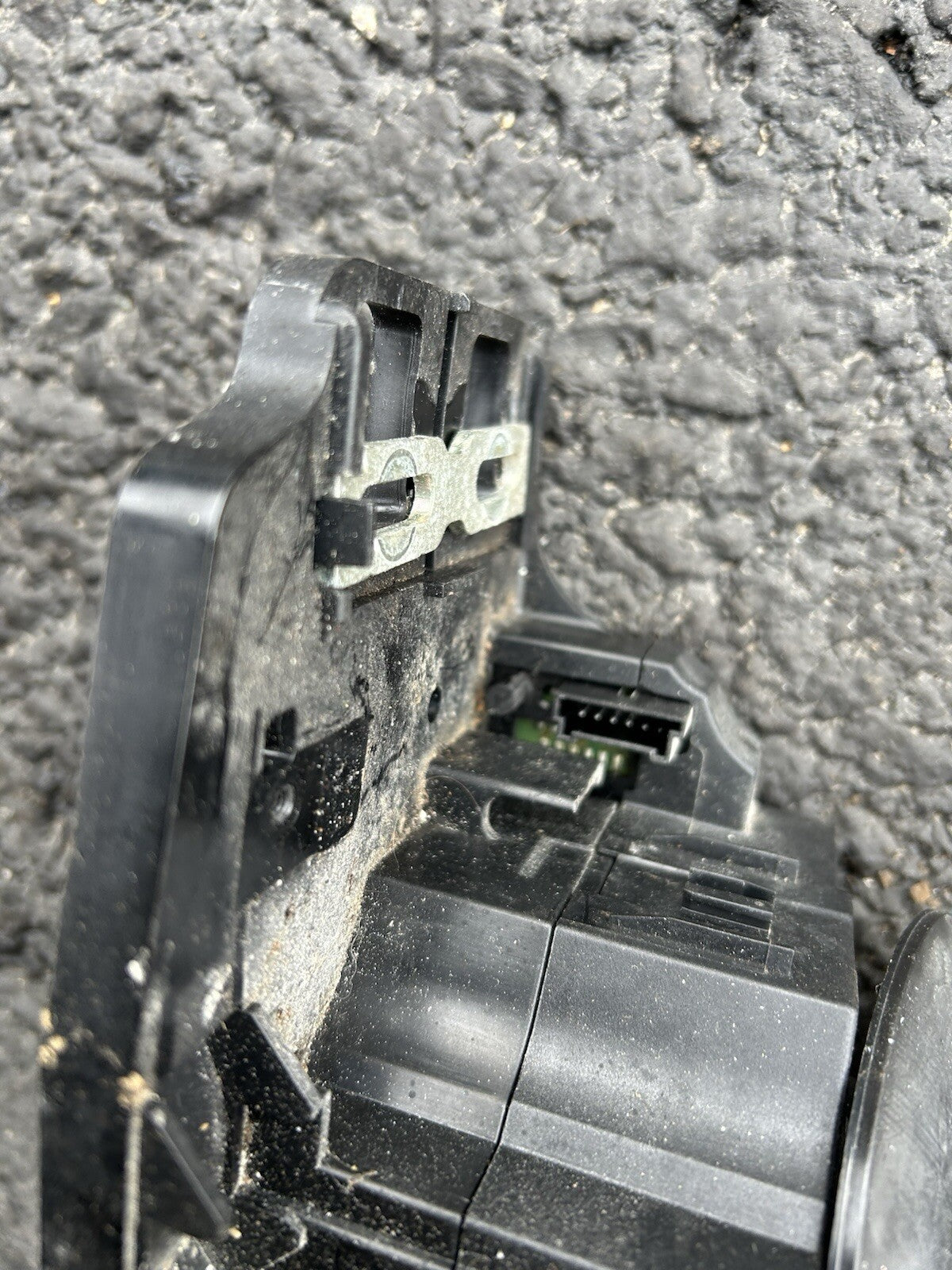 BMW E60,E61 2008Trans Transmission Shifter Assy Gear Selector Lever Knob Switch