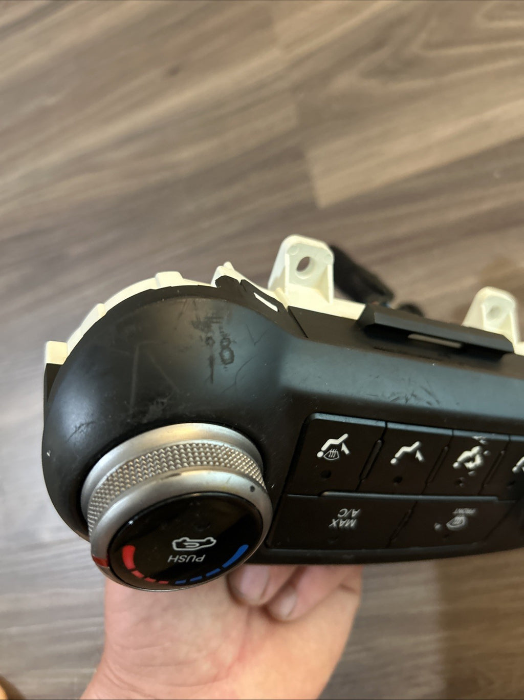 2014 2015 Hyundai Tucson A/C Heater Temperature Climate Control 97250-2S020