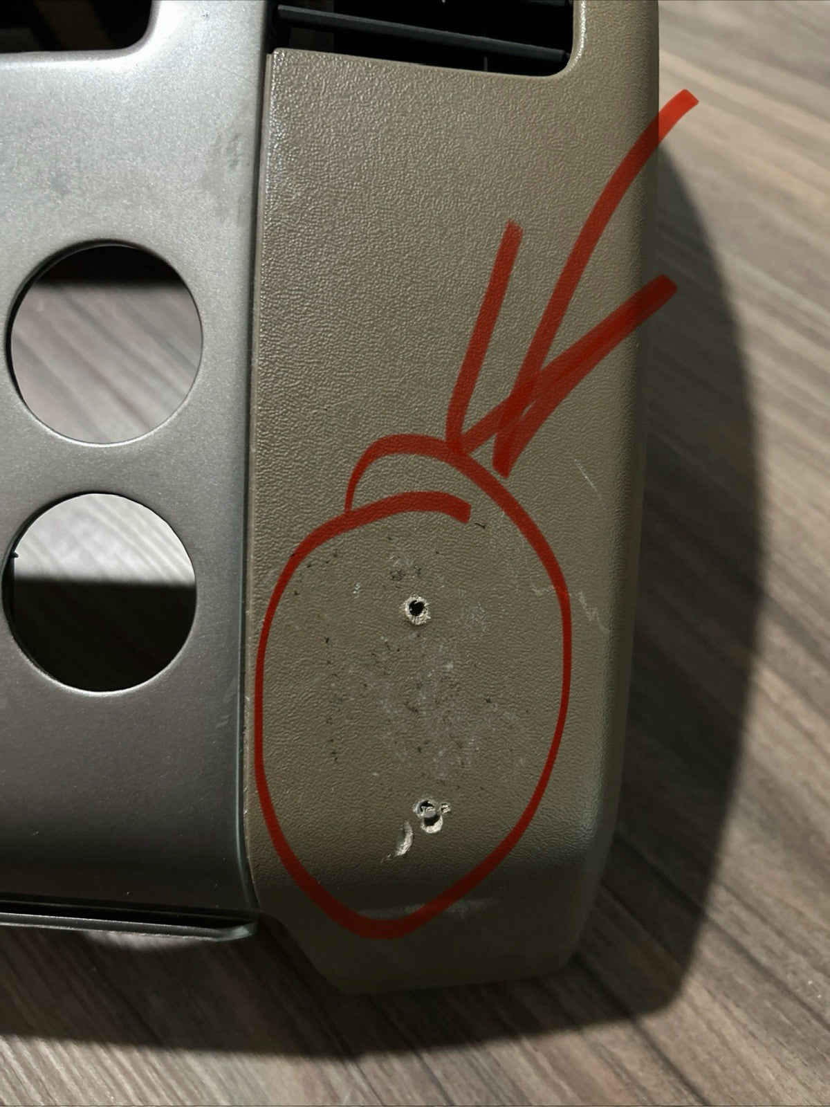 2005-2007 NISSAN PATHFINDER RADIO BEZEL DIGITAL TAN SILVER SURROUND TRIM DASH