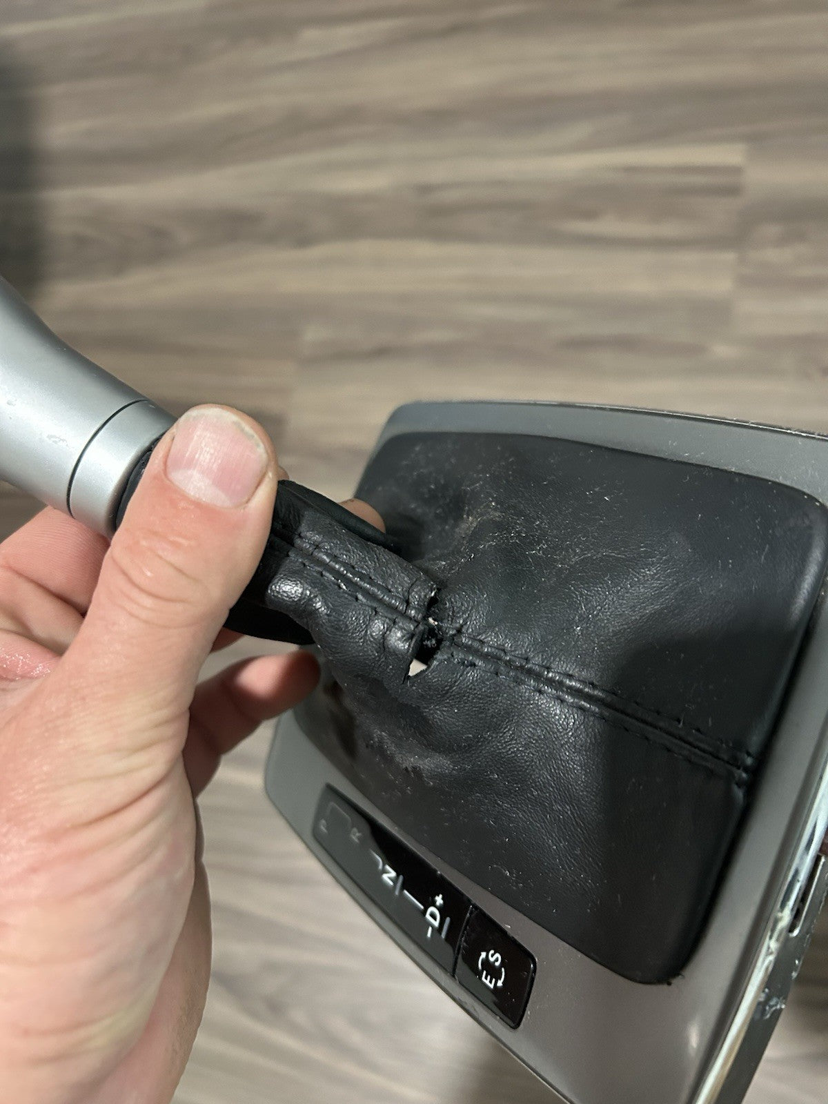 08-14 Mercedes W204, C300 Auto Shift Knob Boot & Base Trim