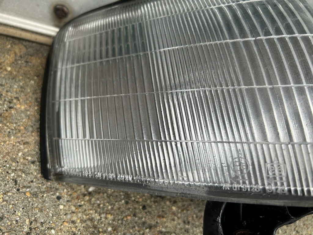 90-94 LEXUS LS400 PASSENGER RIGHT FULL HEADLIGHT LAMP ASSEMBLY OEM 228-74984