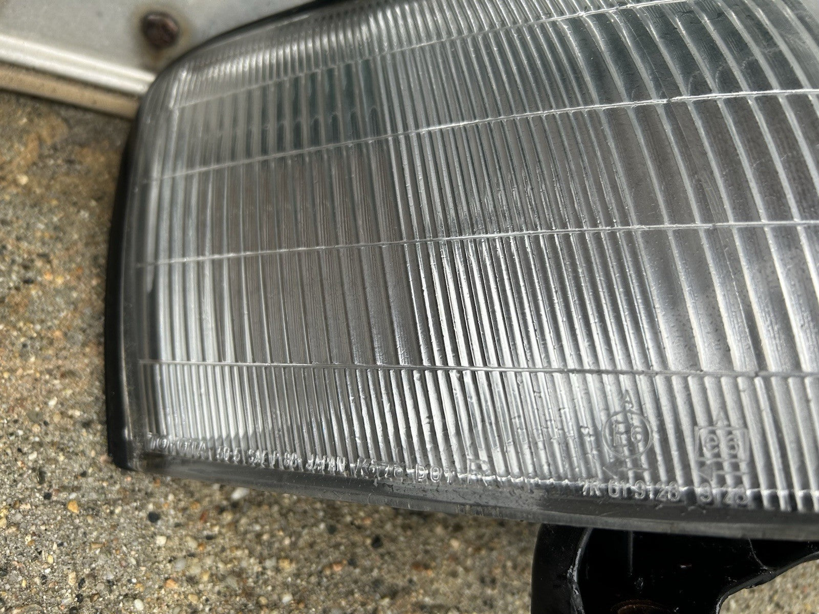 90-94 LEXUS LS400 PASSENGER RIGHT FULL HEADLIGHT LAMP ASSEMBLY OEM 228-74984