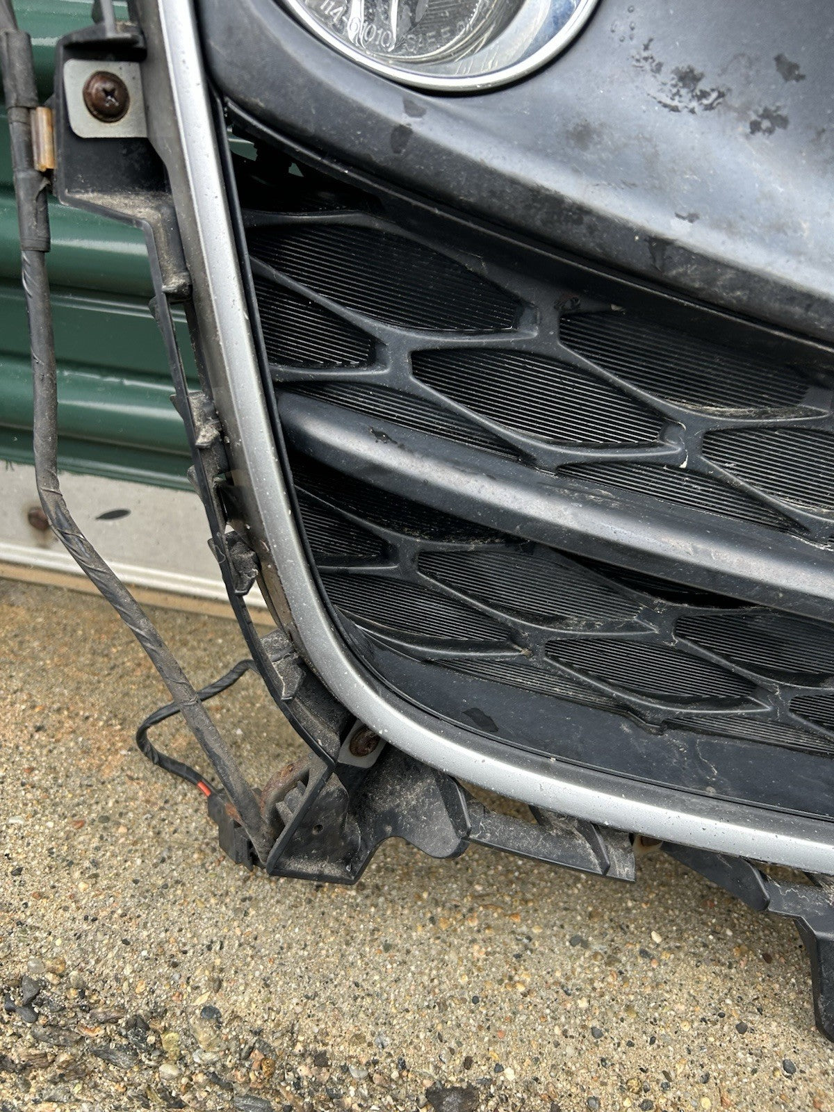 2010 2011 2012 Mazda CX-7 Bumper Grille Right Fog Light Insert  OEM J9424 DG