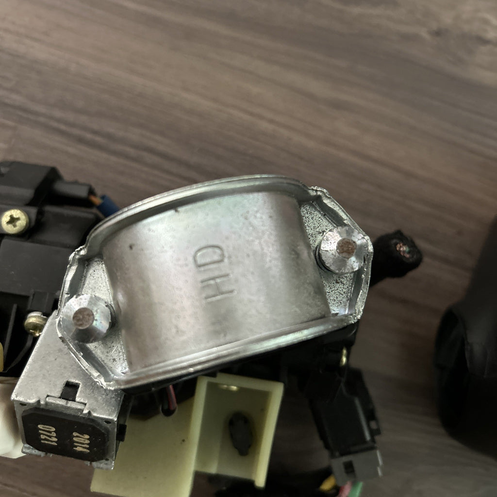 13-17 Hyundai Elantra GLS Ignition Switch Cylinder Tumbler W/ Key & Shroud OEM