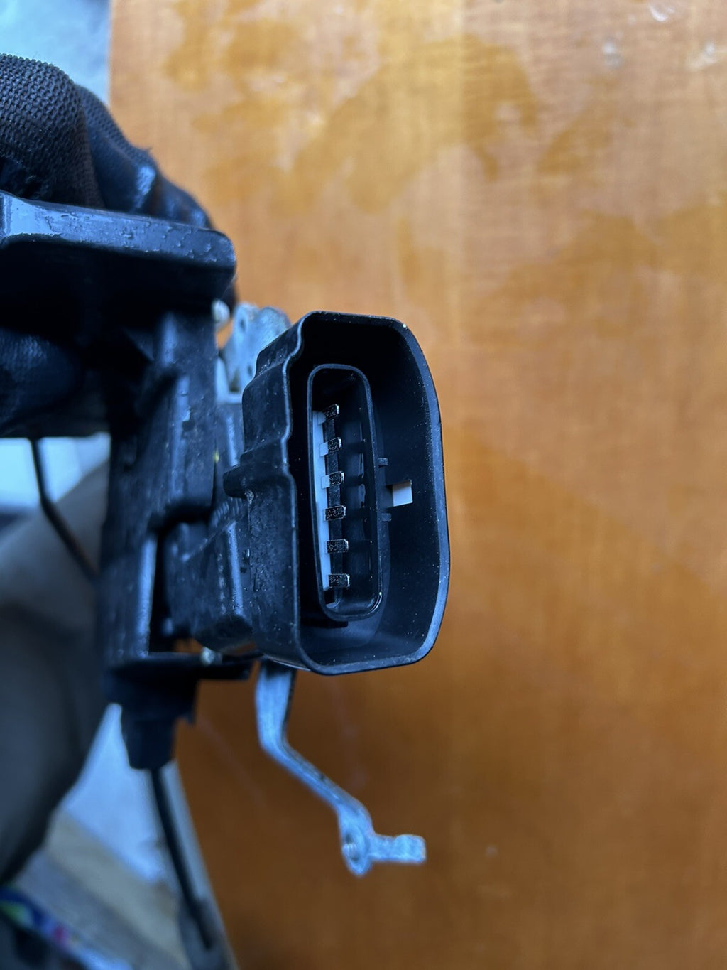 2001-2007 Toyota Sequoia Front Driver Left Door Latch Lock Actuator OEM