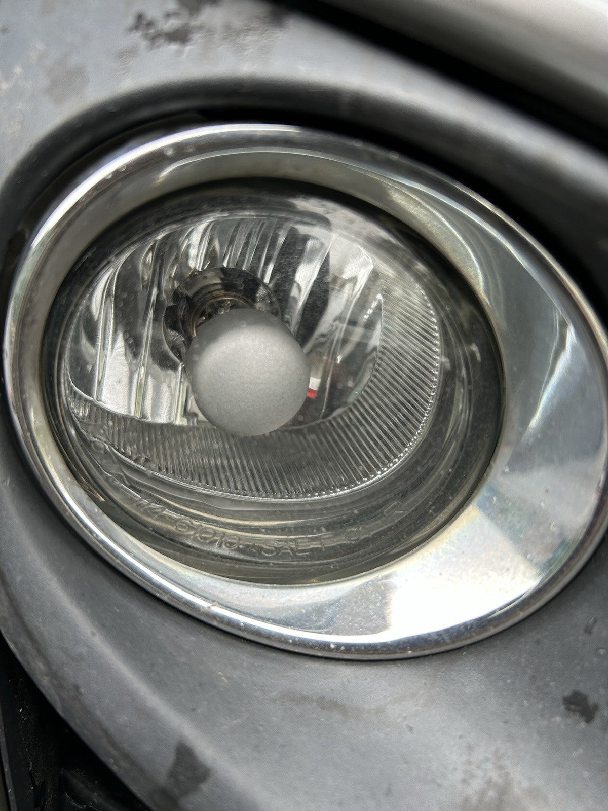 2010 2011 2012 Mazda CX-7 Bumper Grille Right Fog Light Insert  OEM J9424 DG