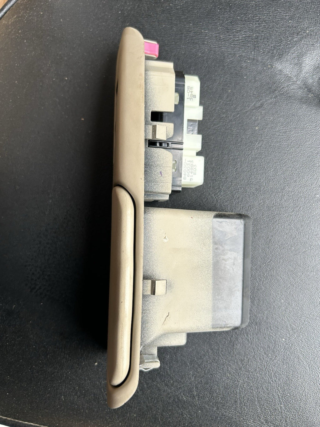 03-09 GX470 Rear Driver Left Power Window Switch  84030- 60031