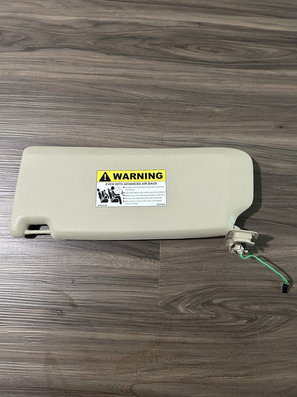 2010 2011 2012 VOLVO XC60 SUN VISOR RIGHT PASSENGER SIDE TAN 30653404 OEM 11-13