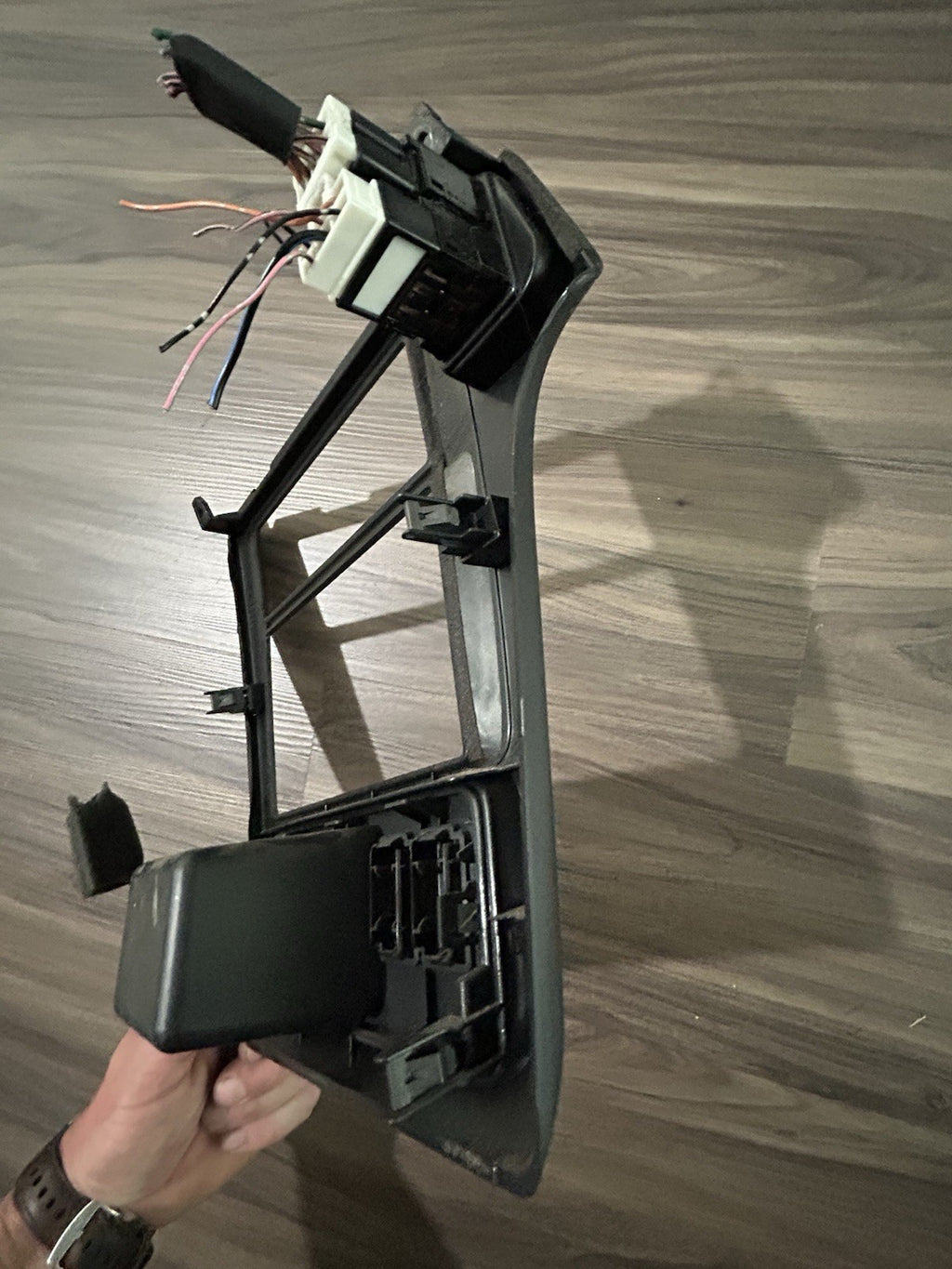 01-04 Nissan Pathfinder BLACK Center Dash Radio Bezel Trim Panel  OEM