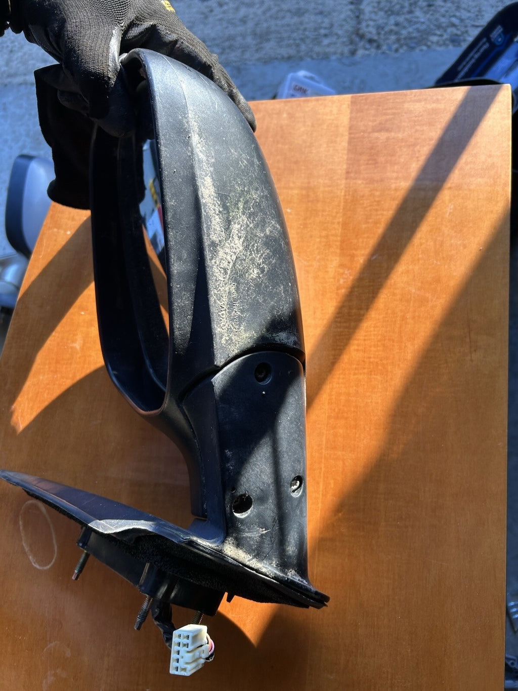 2001-2007 Toyota Sequoia Right Passenger Side View Mirror OEM Colour 1C7