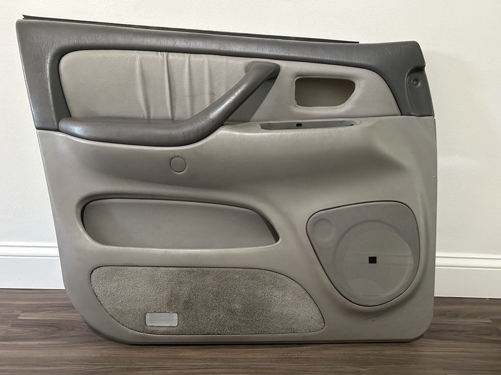 01-04 SEQUOIA LIMITED Front DRIVER LEFT INTERIOR DOOR TRIM PANEL Gray