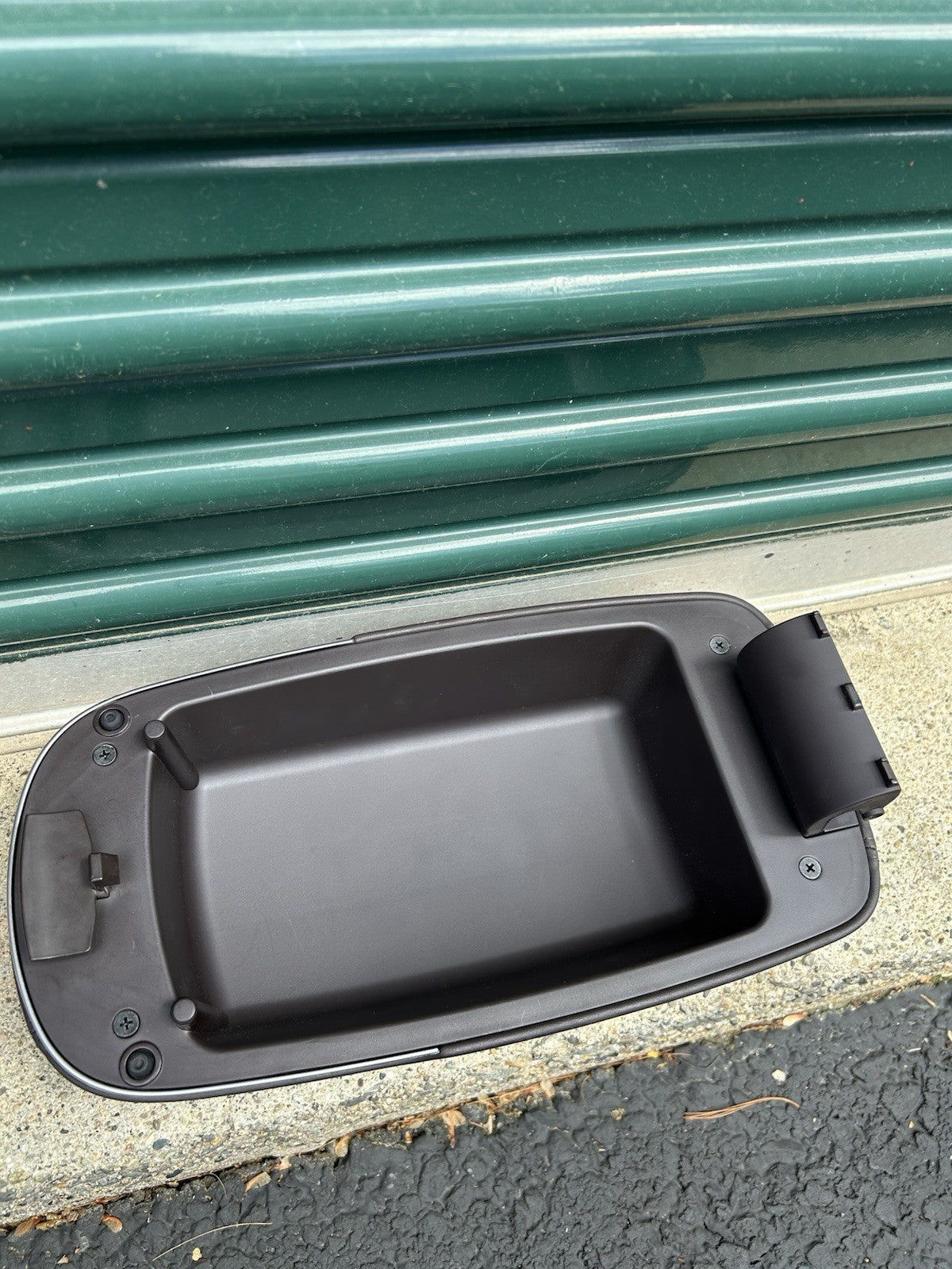 2011 Hyundai Tucson OEM CENTER CONSOLE ARMREST COVER LID BROWN